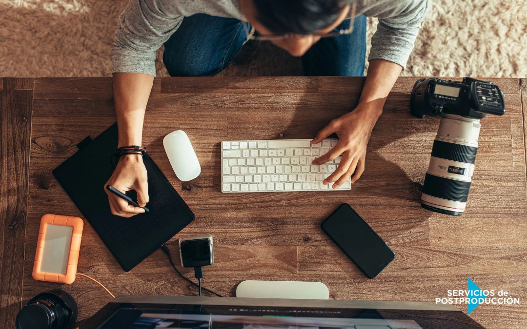 edición móvil y edición de escritorio